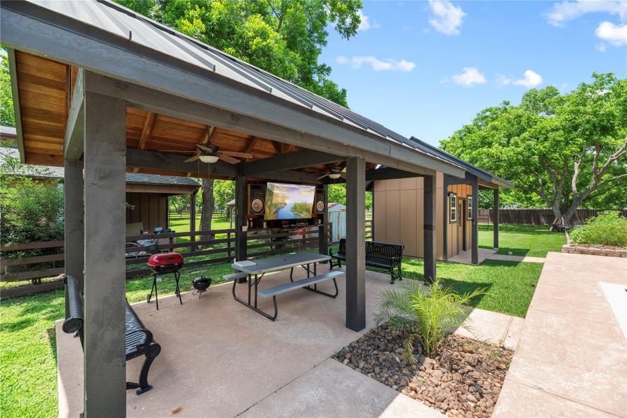 Covered Entertainment area.