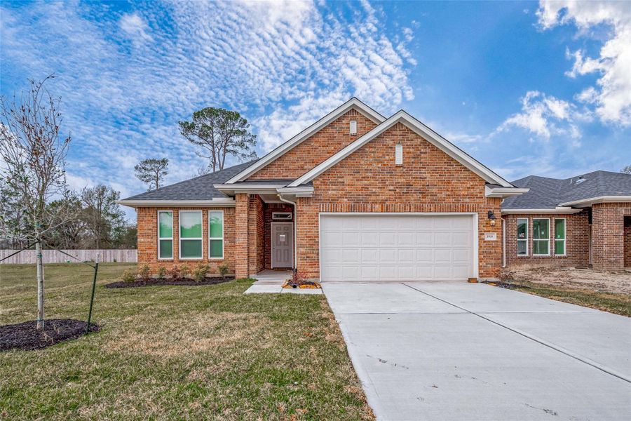 Image 19 of a home in King Oaks Village.