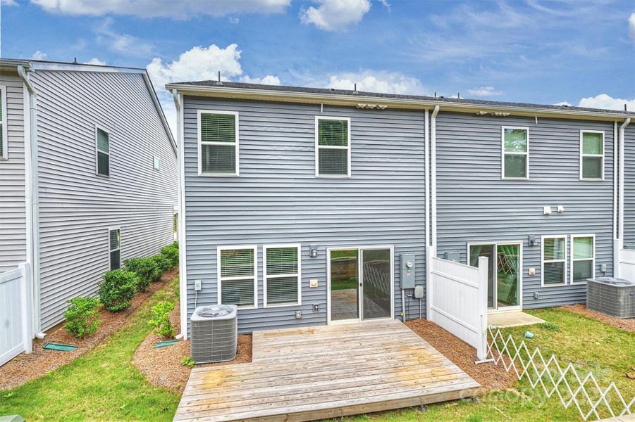 Front exterior of a new home in , Fort Mill, SC, highlighting curb appeal (Image 18). Front exterior of a new home in , Fort Mill, SC, highlighting curb appeal (Image 18).