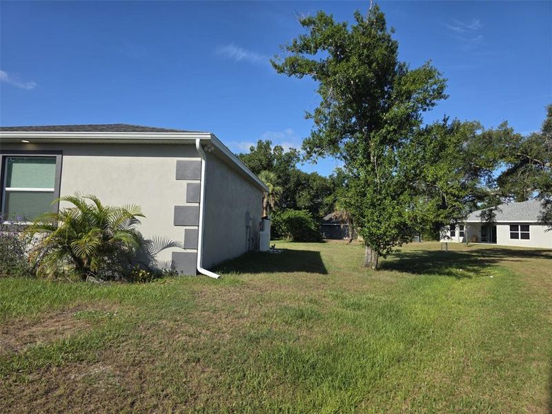 Exterior details and patio area of a home in , North Port (Image 10).