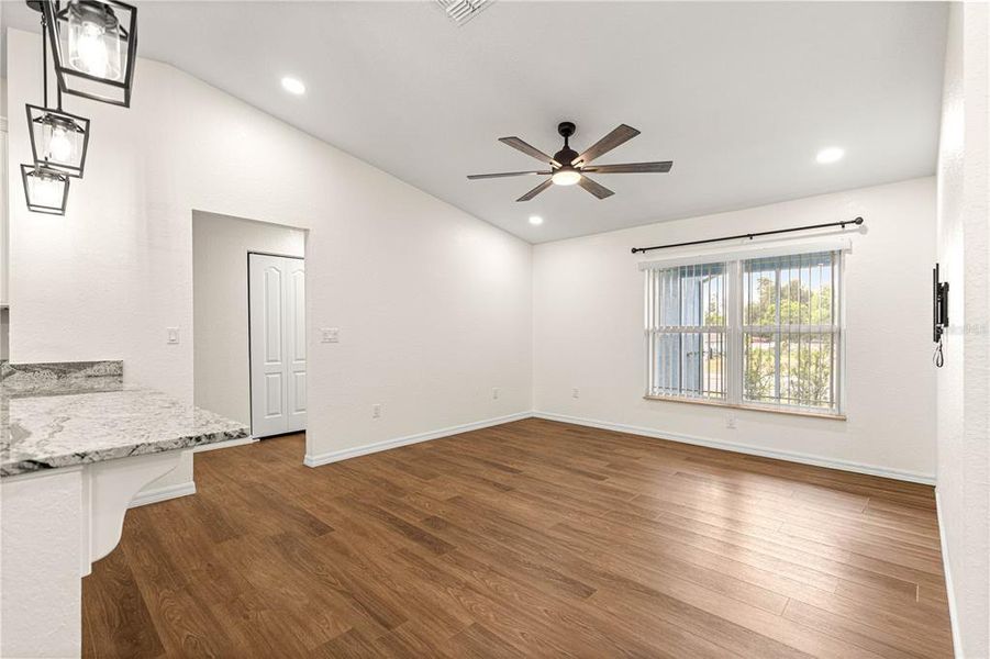 Spacious, unfurnished interior of a new home in , Ocala (Image 32).