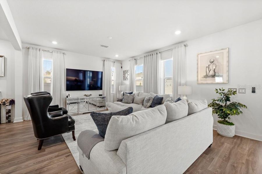 Furnished interior view inside a new home in , Davenport (Image 9). Furnished interior view inside a new home in , Davenport (Image 9).