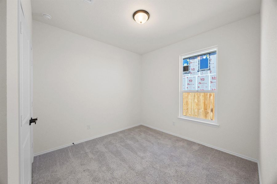 Spacious, unfurnished interior of a new home in Mustang Valley, Manor (Image 28).