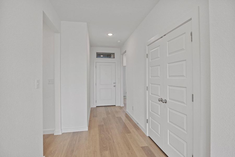 Spacious, unfurnished interior of a new home in Prairie Winds, Hutto (Image 21). Spacious, unfurnished interior of a new home in Prairie Winds, Hutto (Image 21).