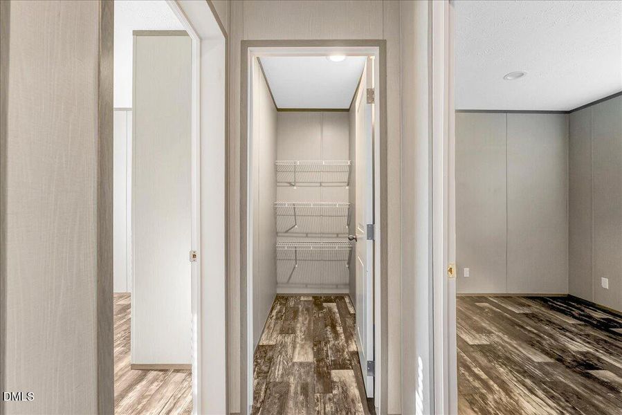 27-DSC00397 27-DSC00397