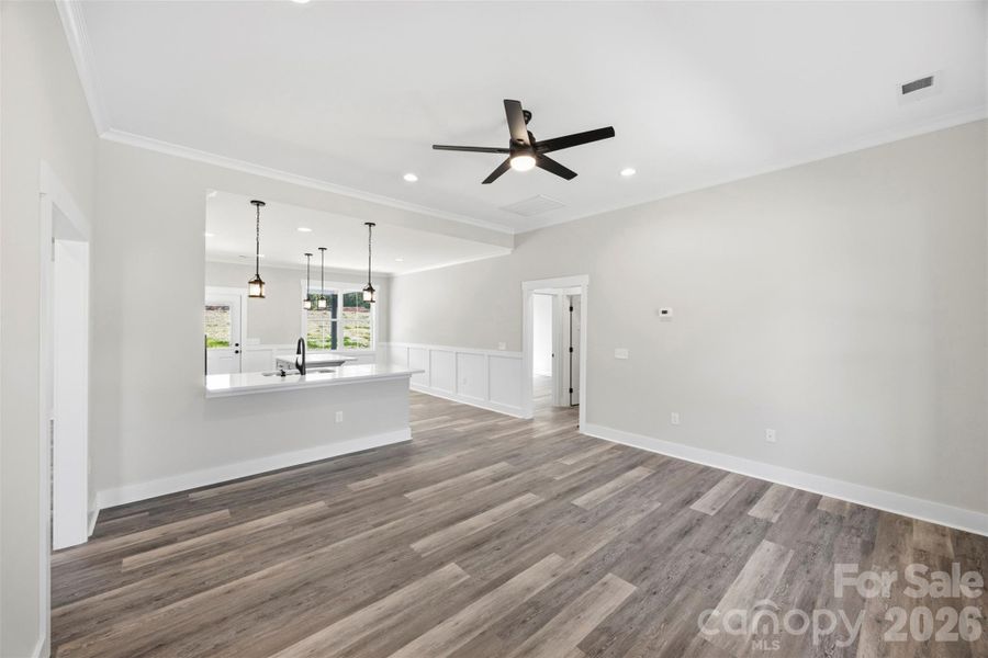 Living Room w Tray Ceilings