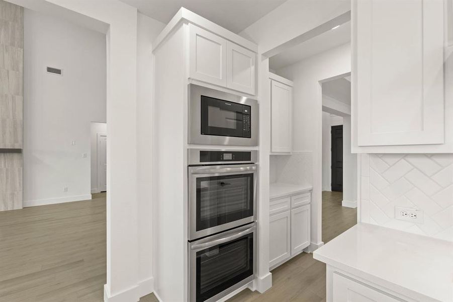1743 Newport-Kitchen-4 1743 Newport-Kitchen-4
