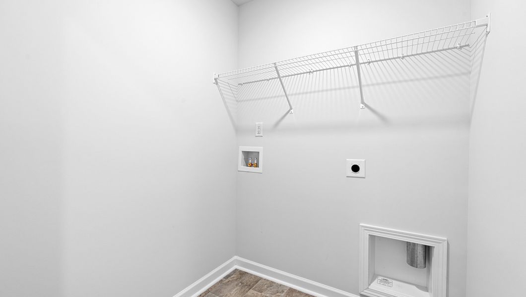Spacious, unfurnished interior of a new home in Tyger Pines, Moore (Image 20).