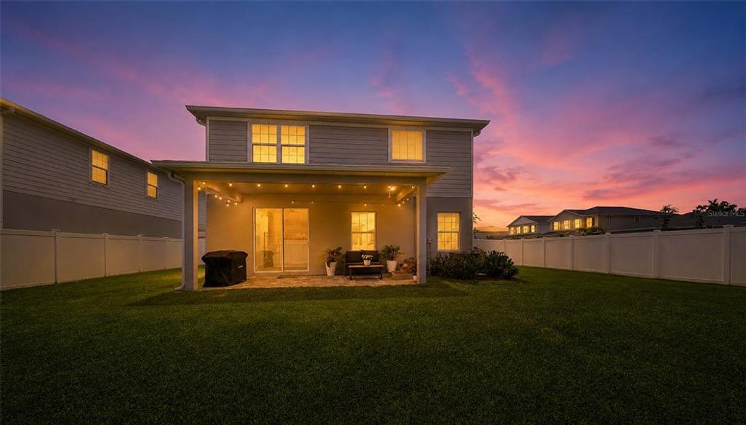 Exterior details and patio area of a home in , Bradenton (Image 28).