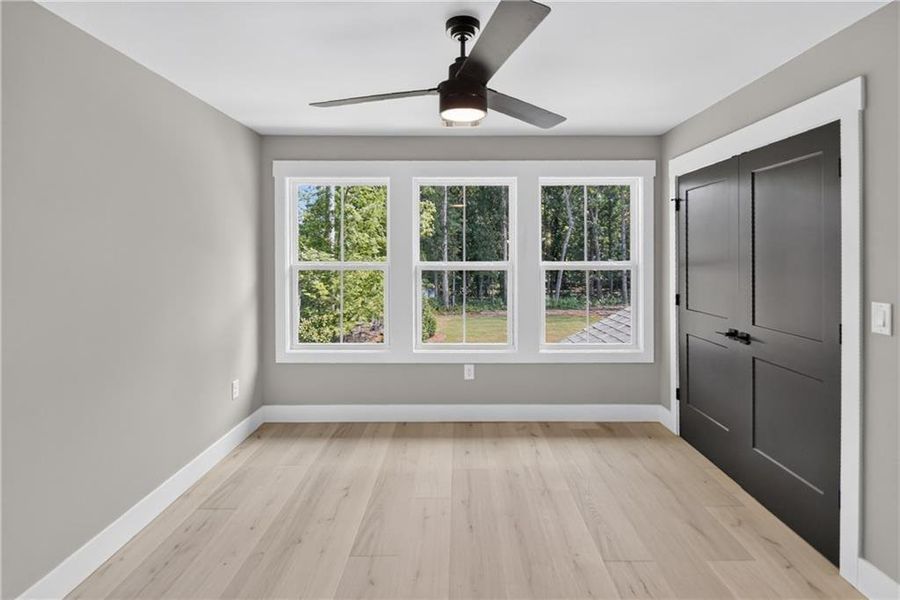 Spacious, unfurnished interior of a new home in , Stone Mountain (Image 150).