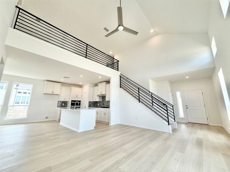 Spacious, unfurnished interior of a new home in Porter Country, Buda (Image 15). Spacious, unfurnished interior of a new home in Porter Country, Buda (Image 15).
