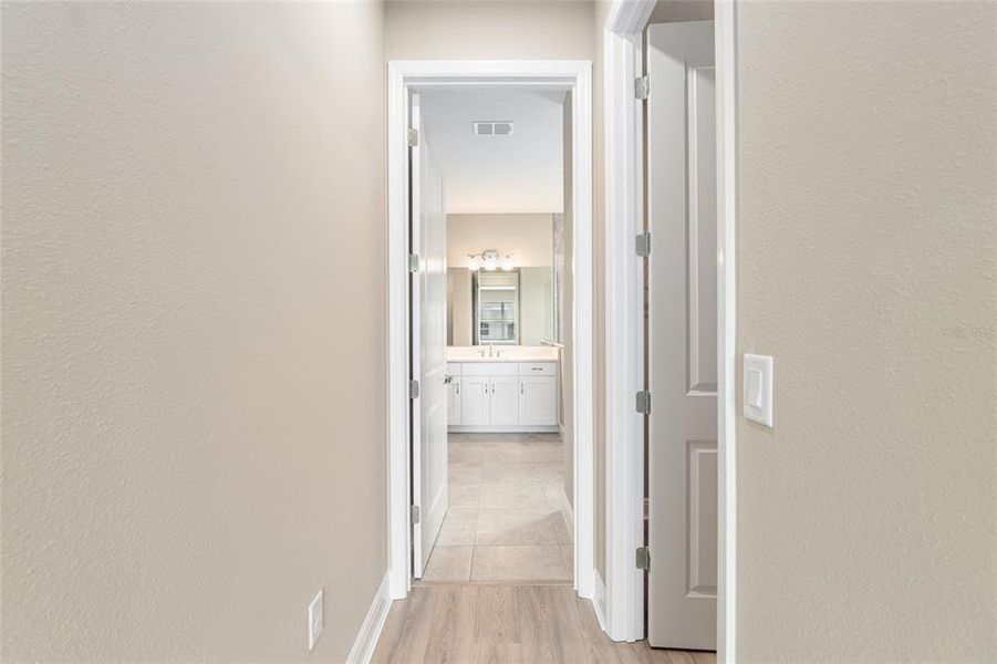 Spacious, unfurnished interior of a new home in , Ocala (Image 56).