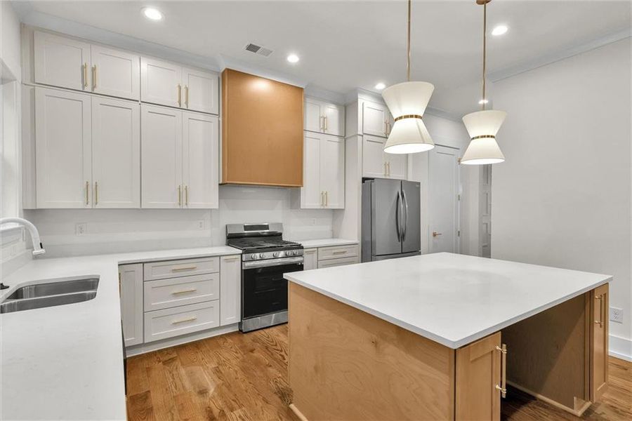Furnished interior view inside a new home in , Atlanta (Image 12).