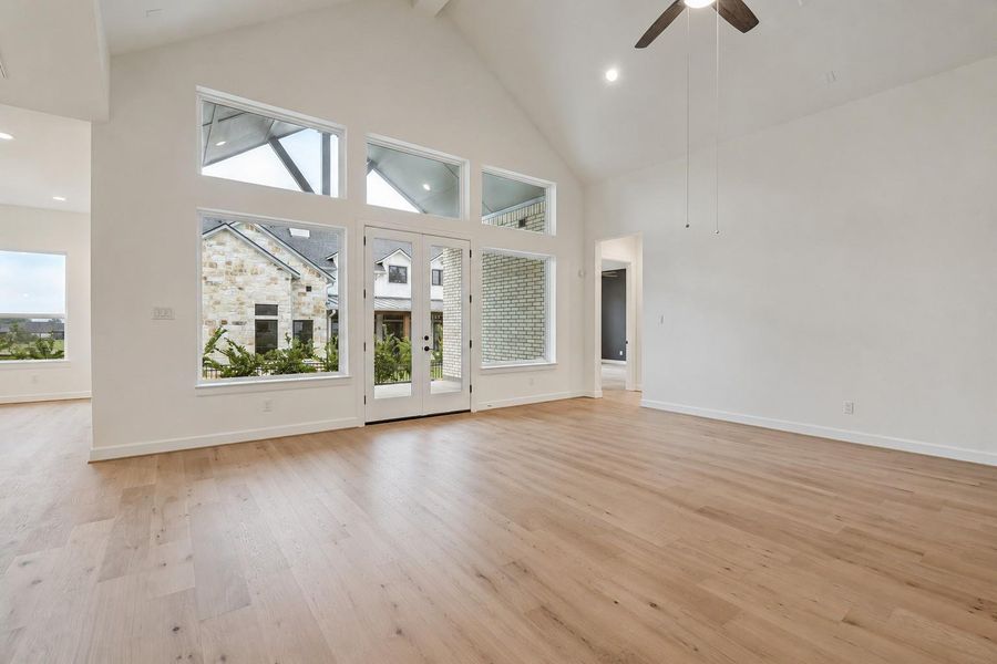 Another view of the Living Area without virutally staging.
