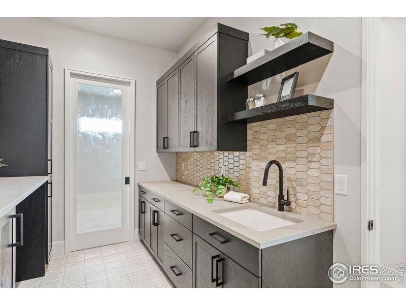 Furnished interior view inside a new home in , Berthoud (Image 23).