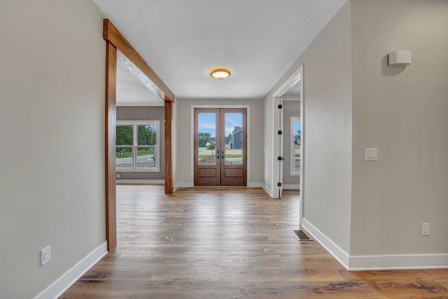Representative unfurnished interior of a home built from the The Lexington by Forbes Capretto Homes in Birdsong Estates, Orchard Park (Image 22).