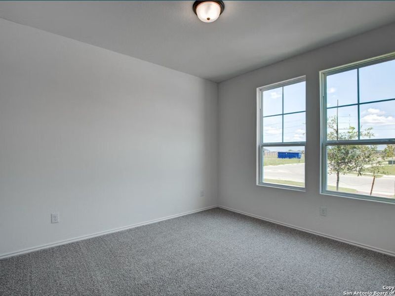 Spacious, unfurnished interior of a new home in Hannah Heights, Seguin (Image 20).