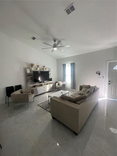 Furnished interior view inside a new home in , Orlando (Image 5).