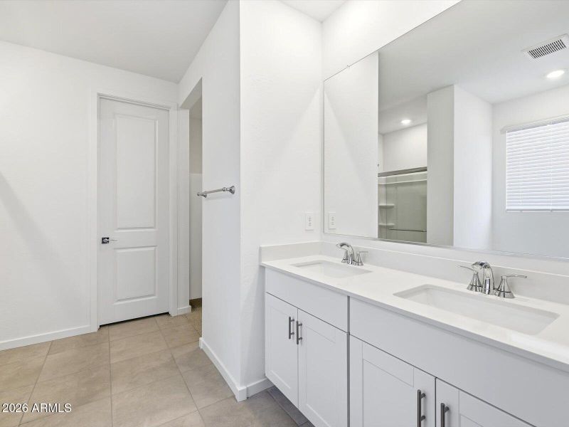 09-8602929d-f136-4bba-bf2b-ffa921f80b36 09-8602929d-f136-4bba-bf2b-ffa921f80b36