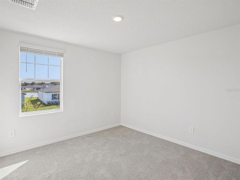 Spacious, unfurnished interior of a new home in Leyland Preserve - Classic Series, Brooksville (Image 21).