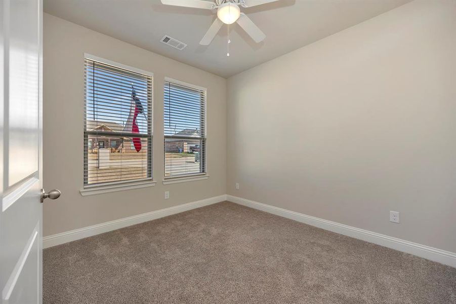 Spacious, unfurnished interior of a new home in Fair Oaks, Bridgeport (Image 20).