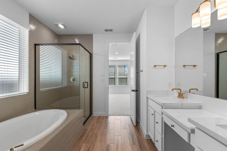 Furnished interior view inside a new home in Fulbrook on Fulshear Creek 60', Fulshear (Image 10). Furnished interior view inside a new home in Fulbrook on Fulshear Creek 60', Fulshear (Image 10).