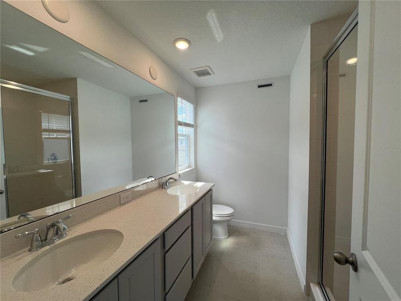 Furnished interior view inside a new home in Northlake Townhomes, Winter Garden (Image 7). Furnished interior view inside a new home in Northlake Townhomes, Winter Garden (Image 7).