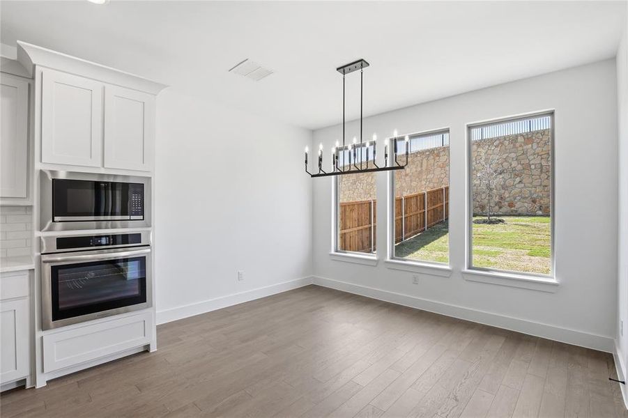 Spacious, unfurnished interior of a new home in Talon Hills, Fort Worth (Image 23).