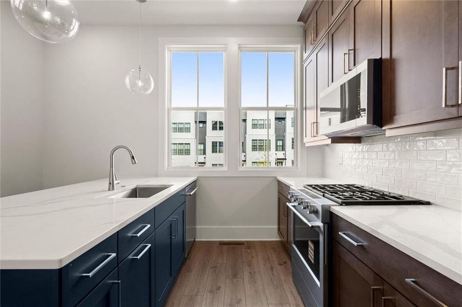 Furnished interior view inside a new home in , Alpharetta (Image 12).