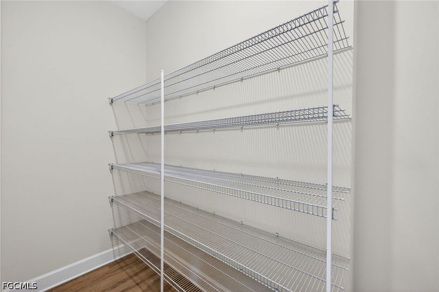 Spacious, unfurnished interior of a new home in Cape Coral, Cape Coral (Image 23).