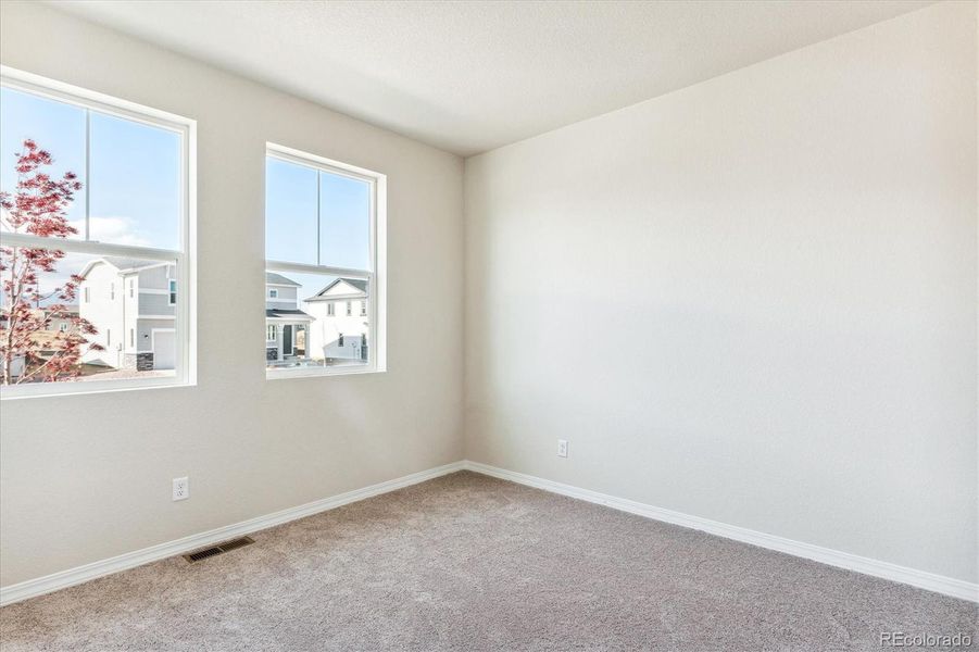 Spacious, unfurnished interior of a new home in Bradley Heights, Colorado Springs (Image 12).