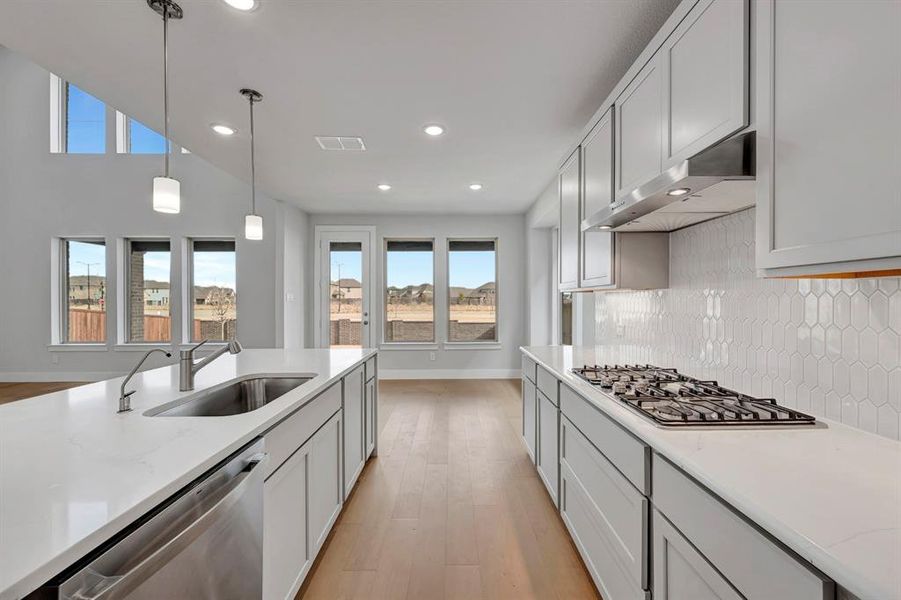 Furnished interior view inside a new home in Lilyana, Celina (Image 9).