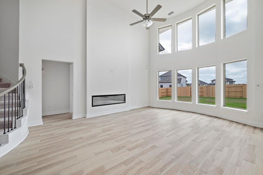 Spacious, unfurnished interior of a new home in Flora - 60', Hutto (Image 17).