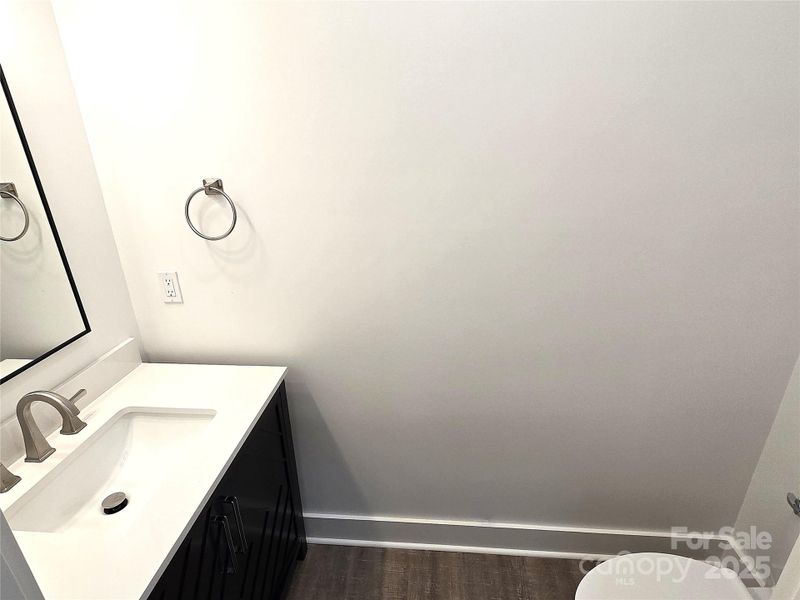 Image 21 of a home in .