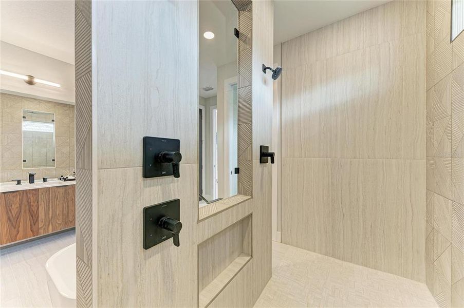 Close-up of interior finishes inside a home in , Punta Gorda (Image 23). Close-up of interior finishes inside a home in , Punta Gorda (Image 23).