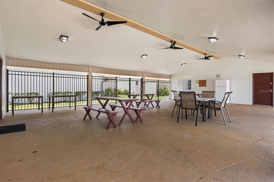 Community amenities in , Mulberry (Image 15).