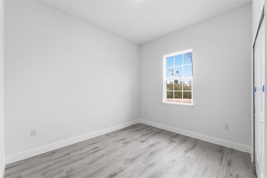 Spacious, unfurnished interior of a new home in , Ocala (Image 25).