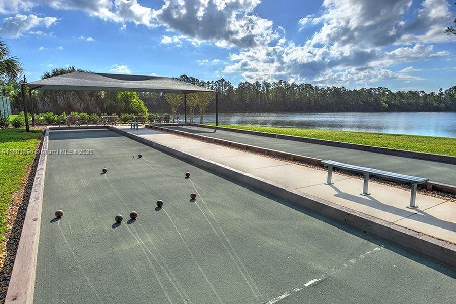 Image 45 of a home in Westlake Single Family. Image 45 of a home in Westlake Single Family.