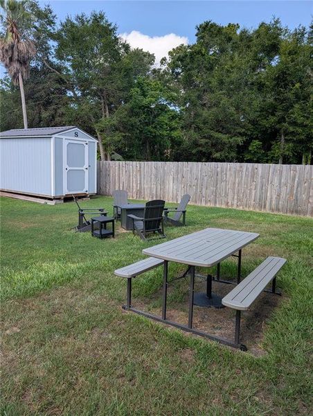 Exterior details and patio area of a home in , Ocala (Image 22). Exterior details and patio area of a home in , Ocala (Image 22).