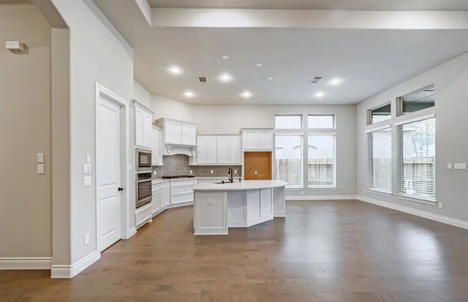 **This is a representative photo** **This is a representative photo**