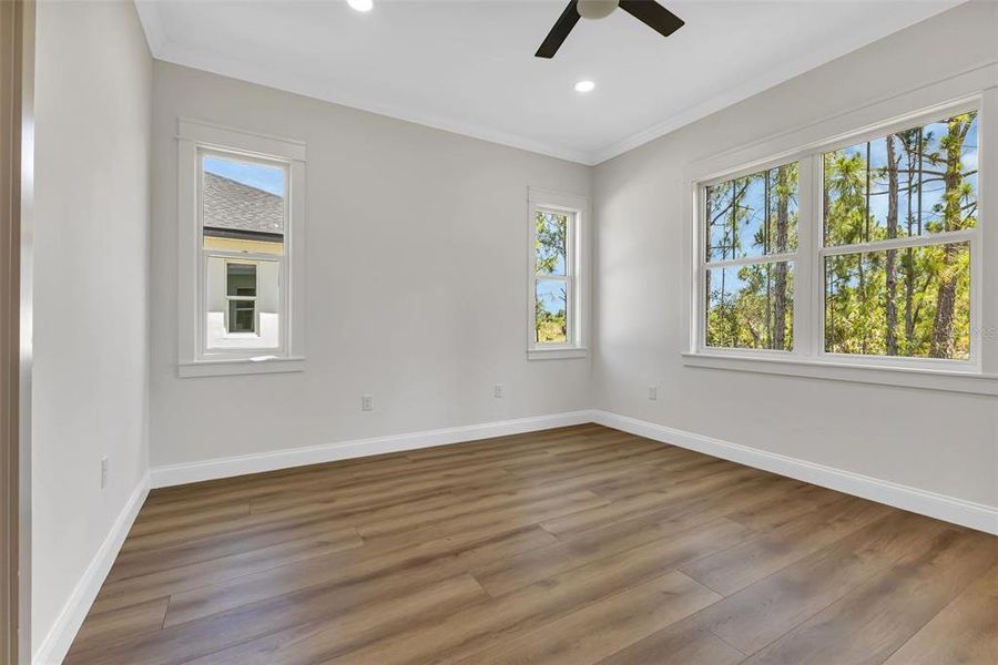 Spacious, unfurnished interior of a new home in , Port Charlotte (Image 40).