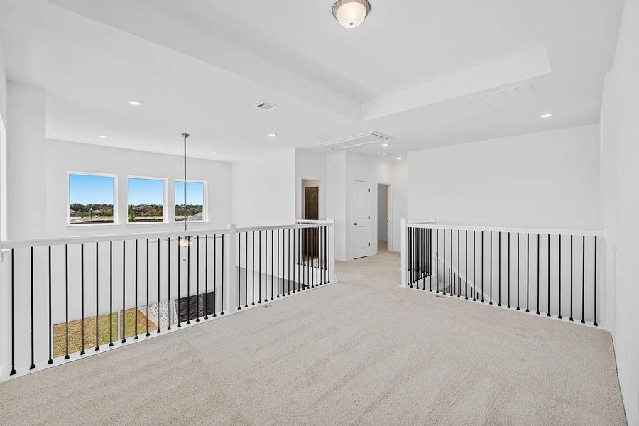 Spacious, unfurnished interior of a new home in The Colony - 50', Bastrop (Image 18).