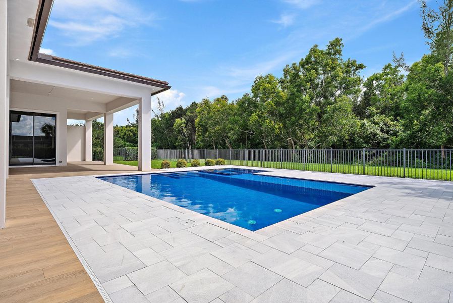 Community amenities in , West Palm Beach (Image 29).