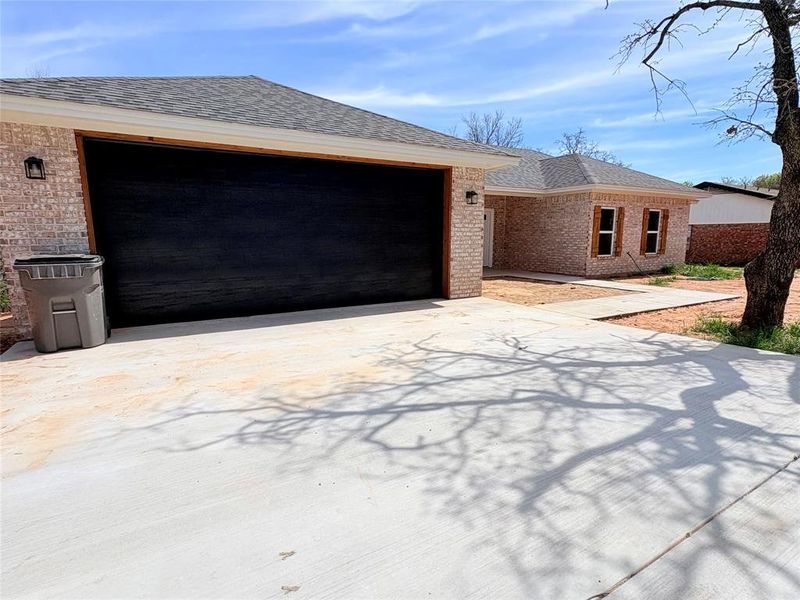 Exterior details and patio area of a home in , Graham (Image 3).