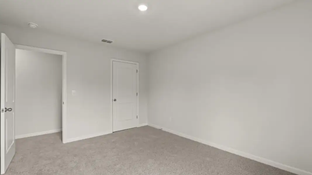 Spacious, unfurnished interior of a new home in Sheffield Highlands, Dallas (Image 29). Spacious, unfurnished interior of a new home in Sheffield Highlands, Dallas (Image 29).