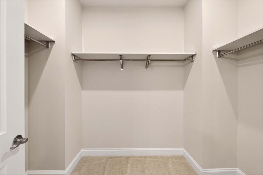 Spacious, unfurnished interior of a new home in Old Town Village, Waxhaw (Image 32). Spacious, unfurnished interior of a new home in Old Town Village, Waxhaw (Image 32).