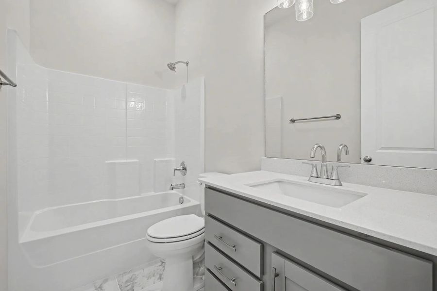 Kinsley H Bathroom 3 Kinsley H Bathroom 3
