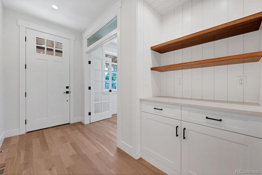 Spacious, unfurnished interior of a new home in , Denver (Image 29).