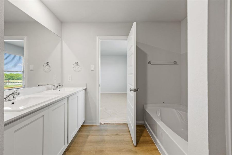 19-web-or-mls-606-ridgewood-dr 19-web-or-mls-606-ridgewood-dr