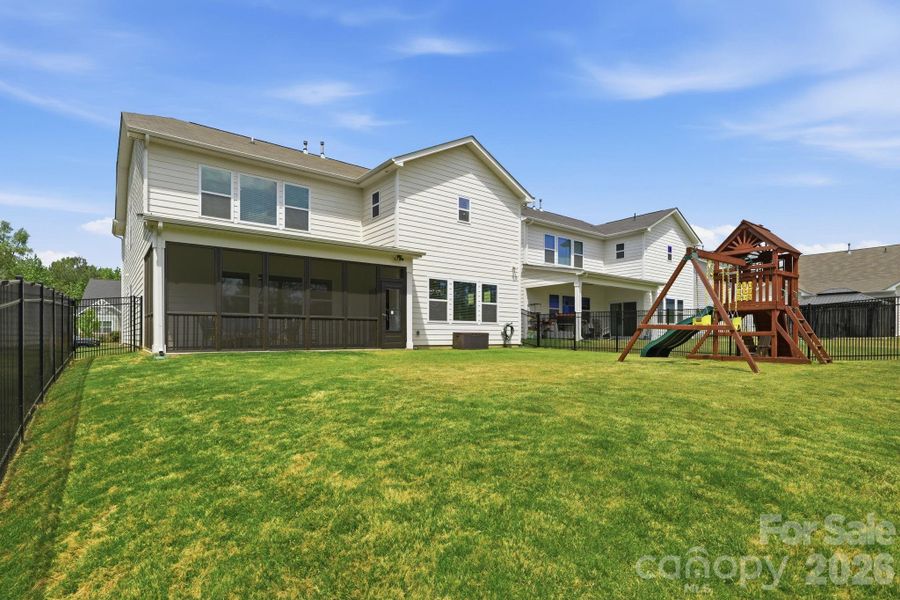 Exterior details and patio area of a home in , Charlotte (Image 20).
